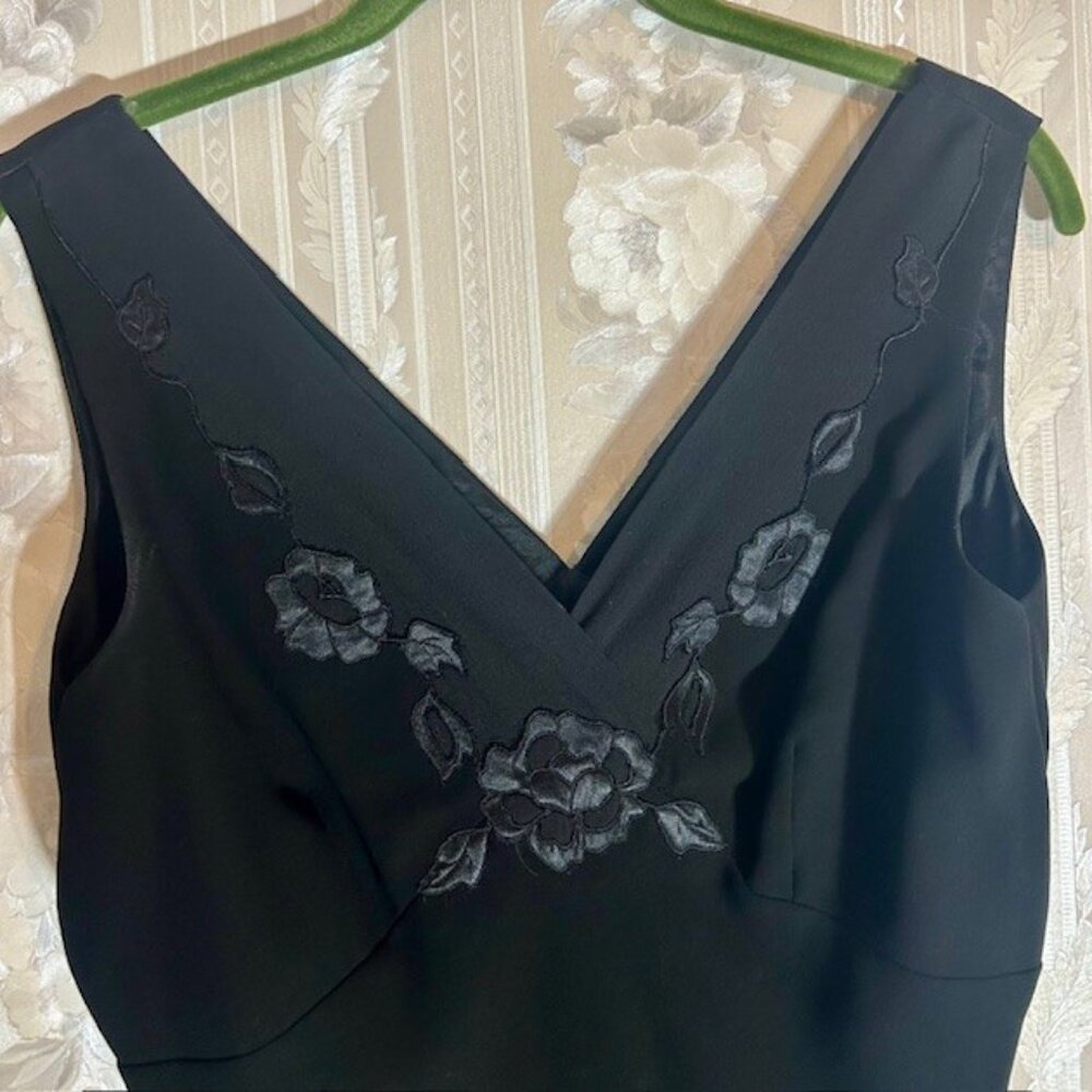 Ann Taylor -Little Black Dress *NWT* Size 8P